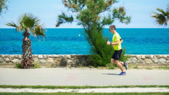 Ferienwohnung Un Petit Nid Les Pieds Dans L'Eau Argelès-sur-Mer Exterior foto